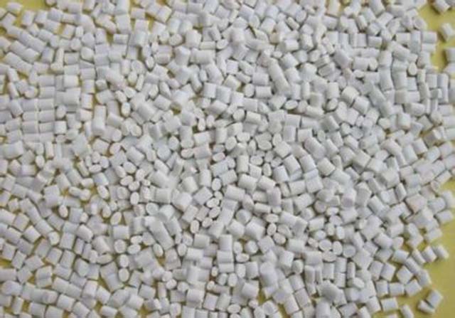 尼龍改性塑料成型通常使用注塑機(jī)